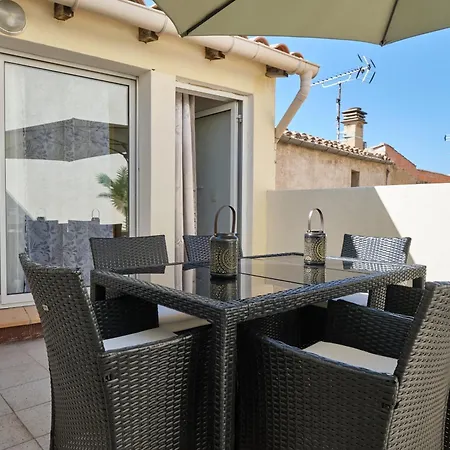 Sublime Climatise Au Centre De Avec Terrasse * 纳博讷