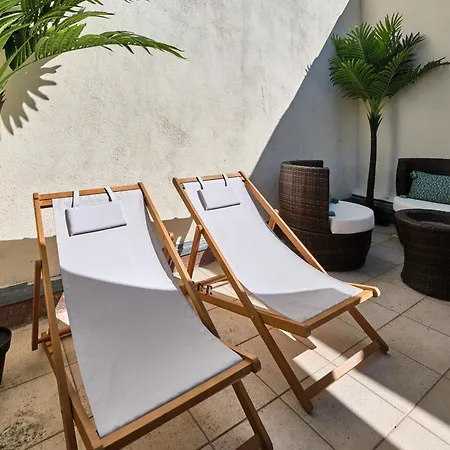 Sublime Climatise Au Centre De Avec Terrasse 公寓